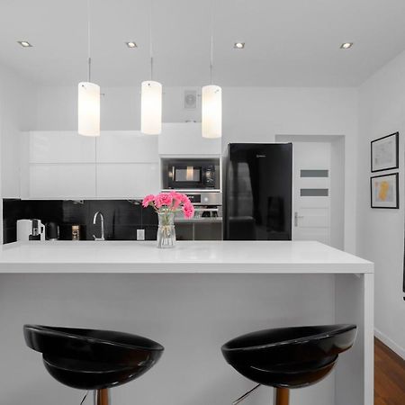 Black&White Hotel Krakow Ngoại thất bức ảnh