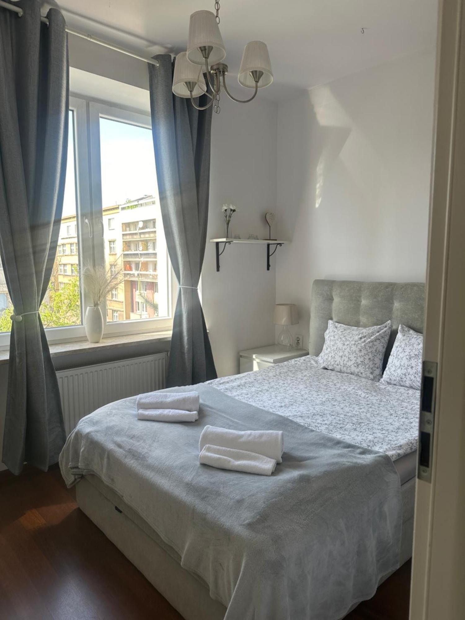 Black&White Hotel Krakow Ngoại thất bức ảnh